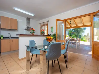 DiningRoom