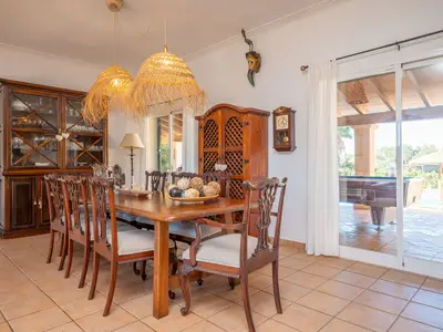 DiningRoom