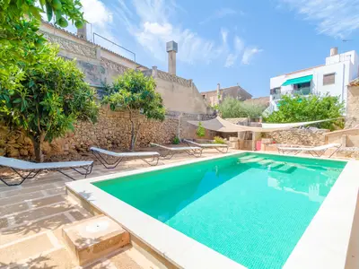 PoolOfHouse