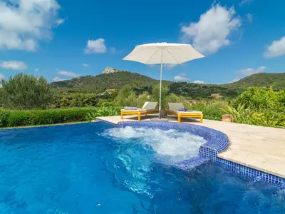 PoolOfHouse