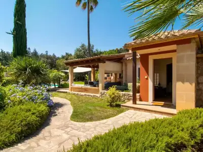 ExteriorSummer