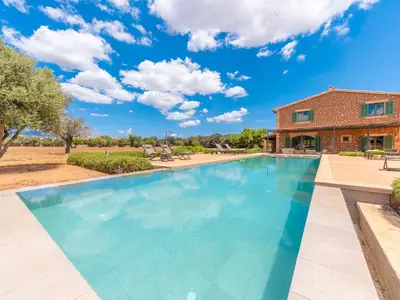 PoolOfHouse