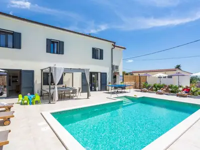 Villa für 11 Personen (177 m²) in Kras 7/10