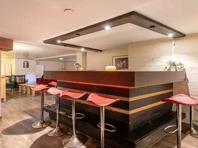 bar