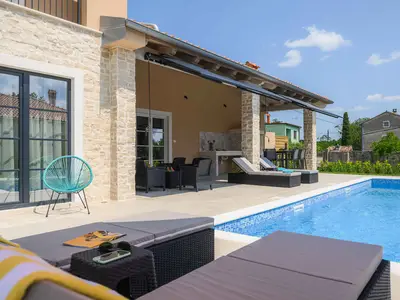 Villa für 6 Personen (235 m²) in Maružini 5/10