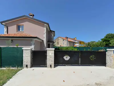 Villa für 8 Personen (150 m²) in Košinožići 5/10