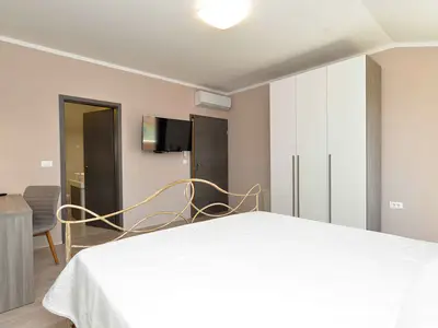 Villa für 8 Personen (150 m²) in Košinožići 9/10