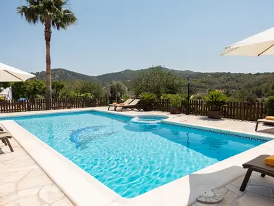 PoolOfHouse