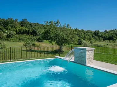 Villa für 6 Personen (132 m²) in Barat 3/10