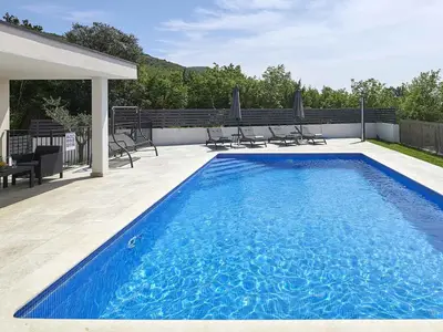 Villa für 8 Personen (170 m²) in Diminići 9/10