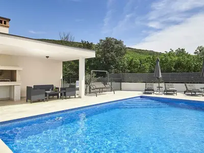 Villa für 8 Personen (170 m²) in Diminići 10/10