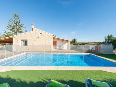 PoolOfHouse