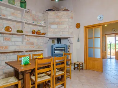 DiningRoom