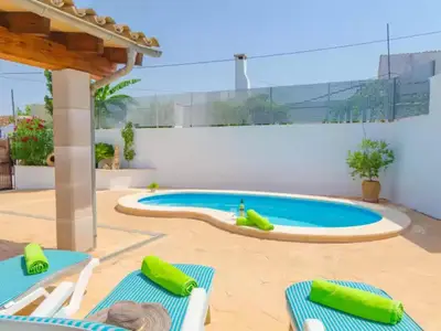 PoolOfHouse