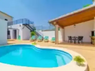 PoolOfHouse