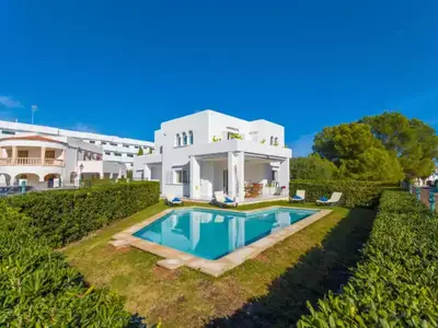 PoolOfHouse