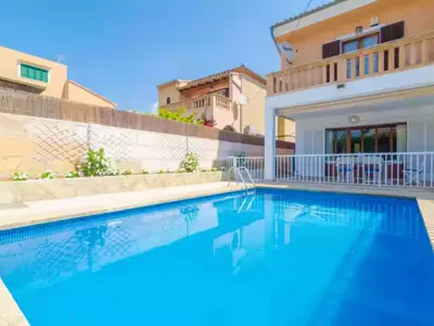 PoolOfHouse