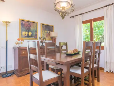 DiningRoom