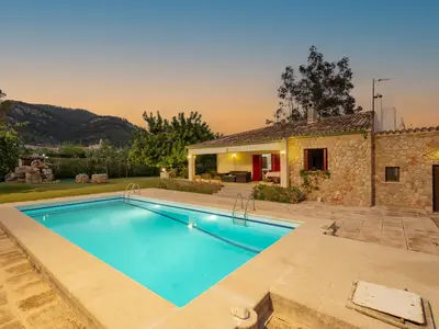 PoolOfHouse