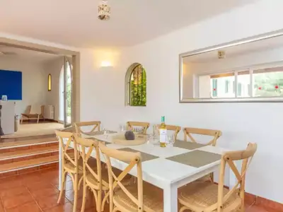 DiningRoom