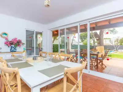 DiningRoom