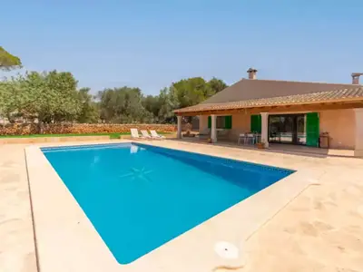 PoolOfHouse