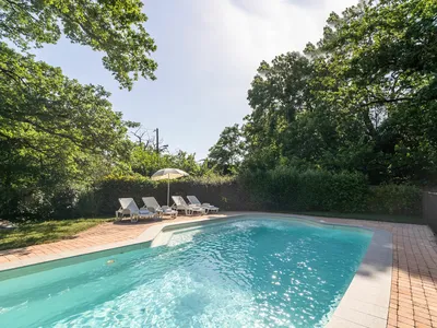 PoolOfHouse PoolOfHouse