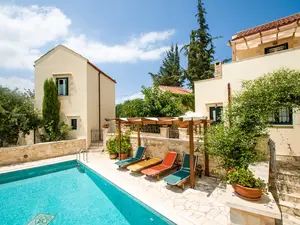 Villa für 6 Personen (75 m²) in Douliana