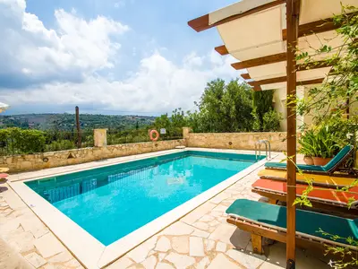 PoolOfHouse