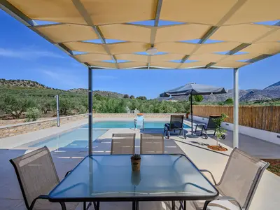PoolOfHouse
