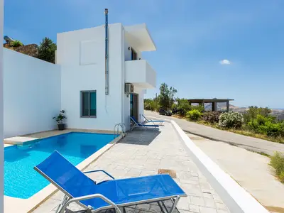 PoolOfHouse