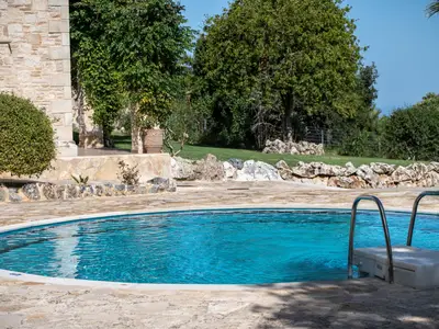 PoolOfHouse