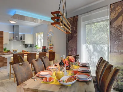 DiningRoom