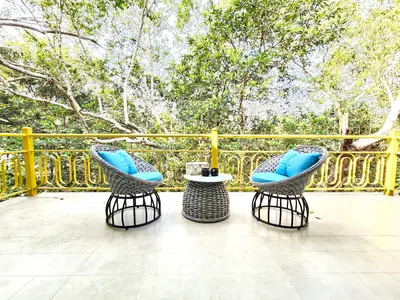 PoolOfHouse