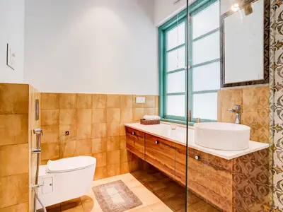 PoolOfHouse