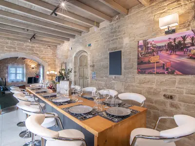 DiningRoom