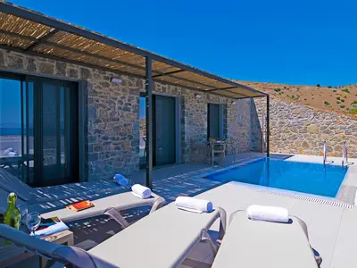 PoolOfHouse