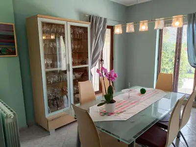 DiningRoom