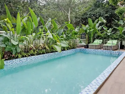 PoolOfHouse