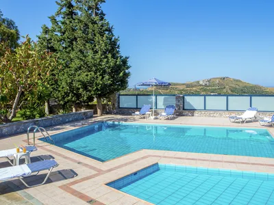 PoolOfHouse