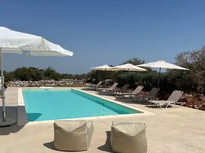 PoolOfHouse