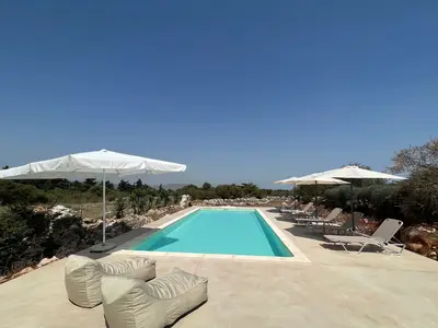 PoolOfHouse