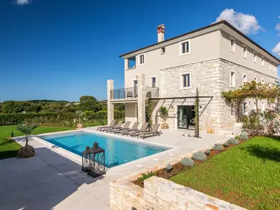 Villa für 11 Personen (230 m²) in Sošići 1/10