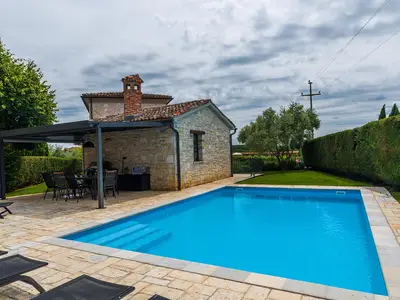 Villa für 8 Personen (170 m²) in Barat 1/10