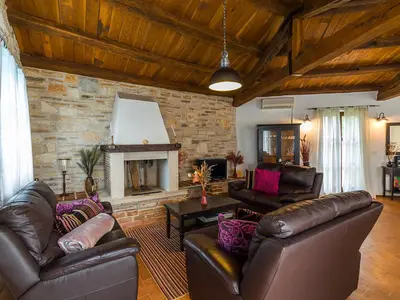Villa für 8 Personen (170 m²) in Barat 9/10