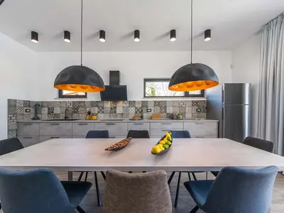 Villa für 8 Personen (274 m²) in Pula (Istarska) 9/10