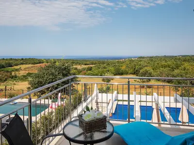 Villa für 8 Personen (240 m²) in Deklevi 2/10