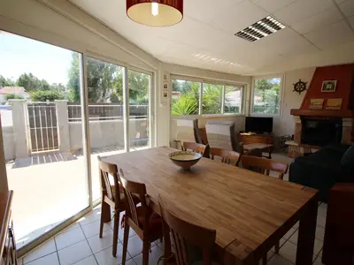 DiningRoom