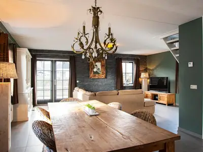 DiningRoom