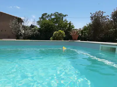 PoolOfHouse
